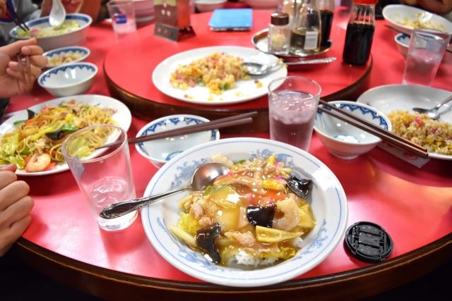 店舗の椅子・テーブル・什器の撤去