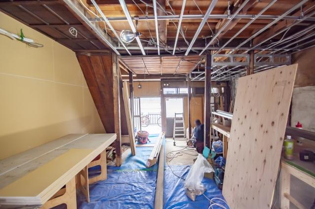 専門業者と連携し安全な解体作業