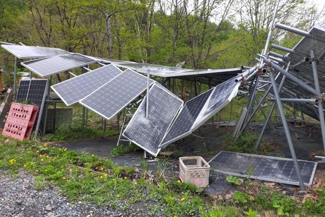 故障・破損した太陽光パネルの撤去