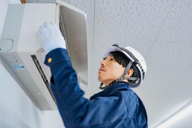 エアコンのガス補充・修理