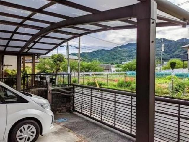 名取市での駐車場の伐根作業